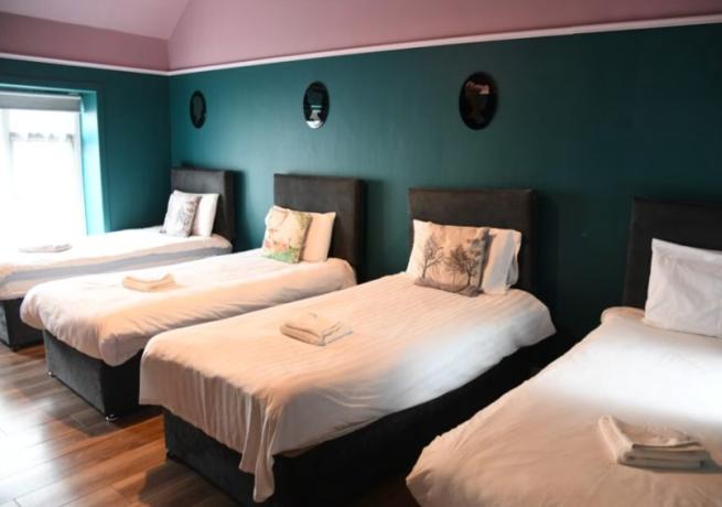 Stag Party self-catering accommodation with Carrick Town Centre Suites in Carrick-on-shannon